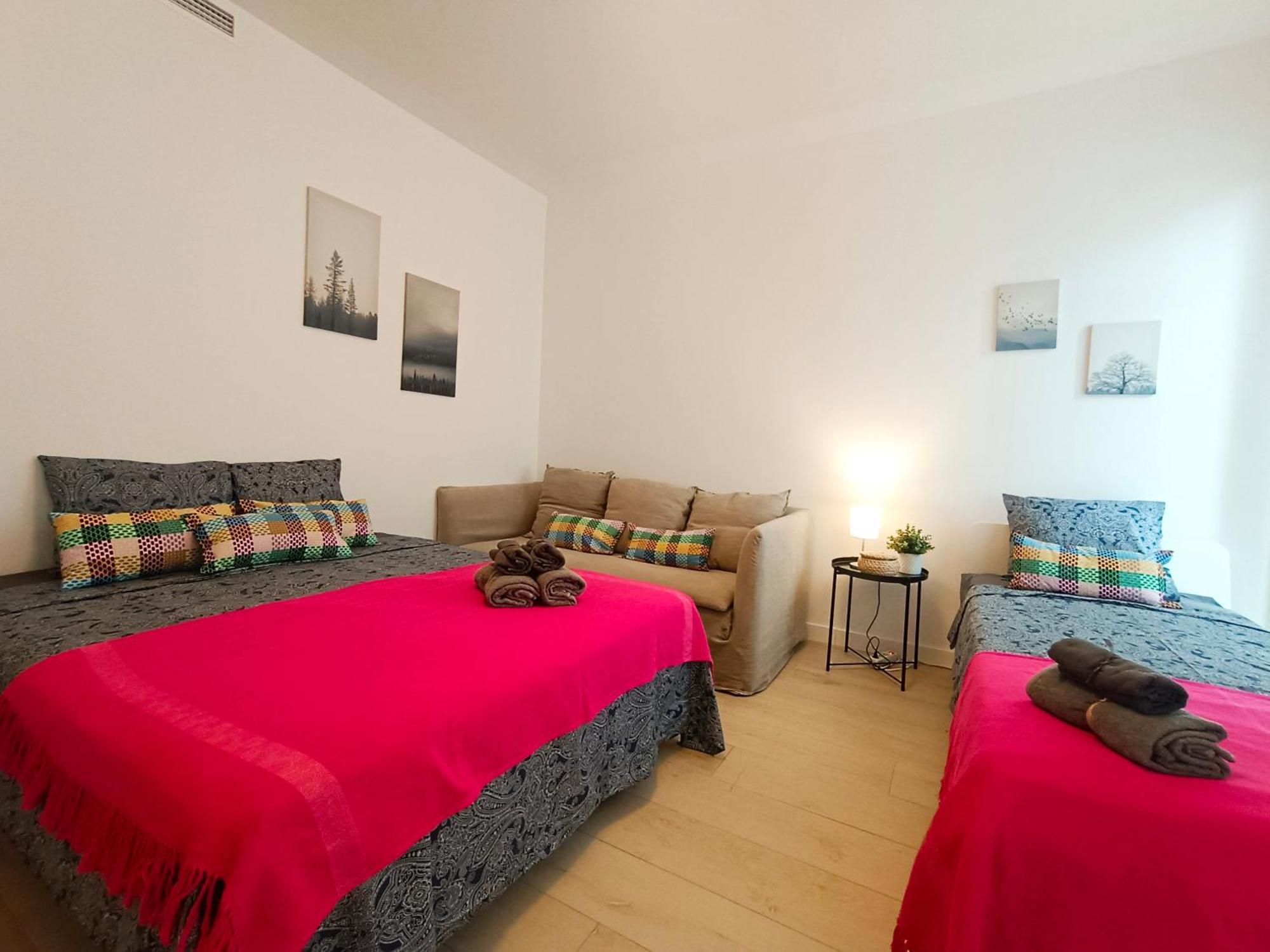 Oasis Rooms Barcelona - By Ronda Universidad Eksteriør bilde
